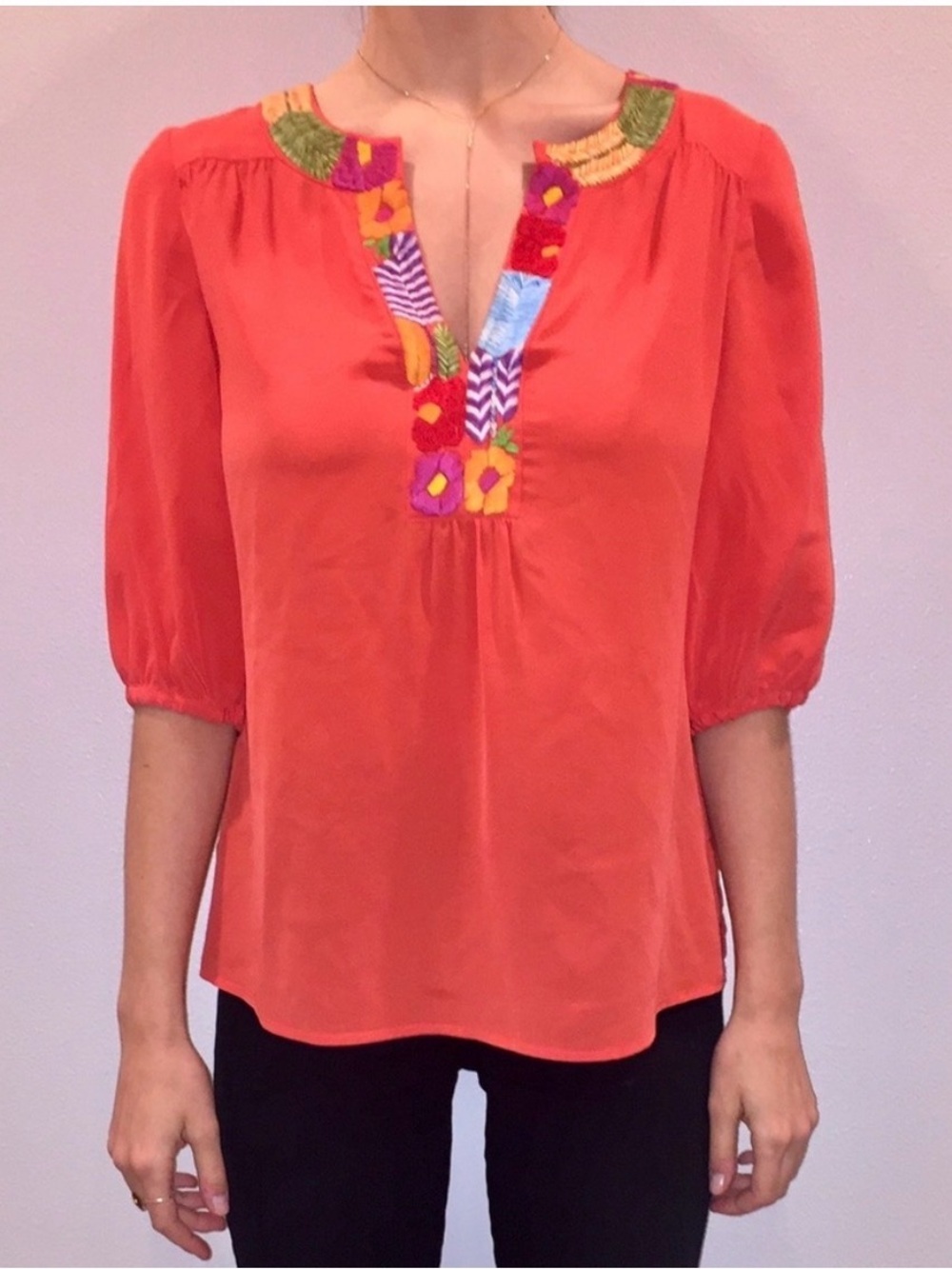 Trina Turk 100% Silk Embroidered Tunic Blouse Top Size P Petite Boho Resort